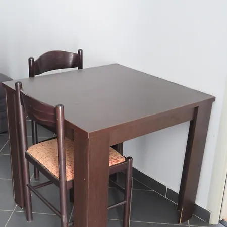 Holidays 4 Apartment Split