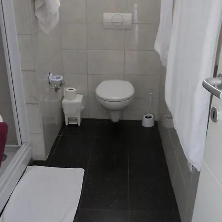 Holidays 4 Apartment Split